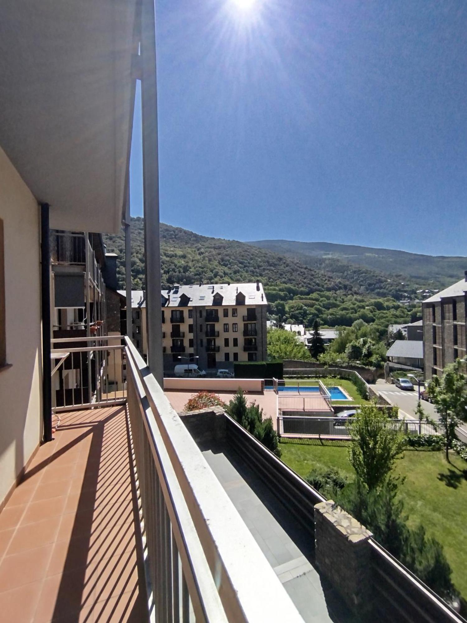 Apartaments Sort Pirineus المظهر الخارجي الصورة