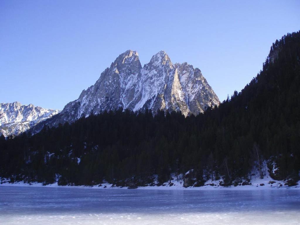 Apartaments Sort Pirineus المظهر الخارجي الصورة